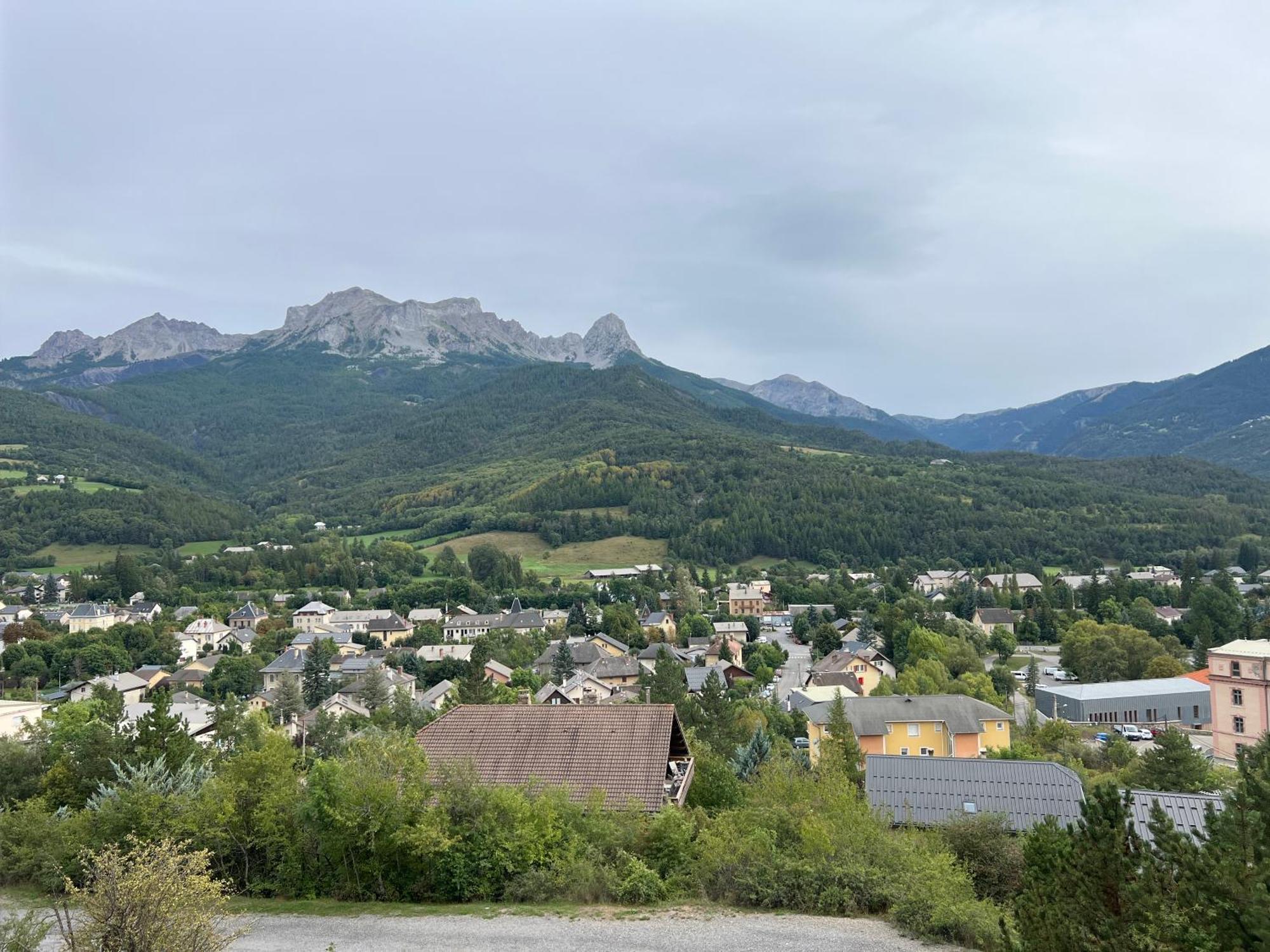 Terrasse Adroit T2 Barcelonnette - Wi-Fi Gratuit - 7 Couchages Leilighet Eksteriør bilde